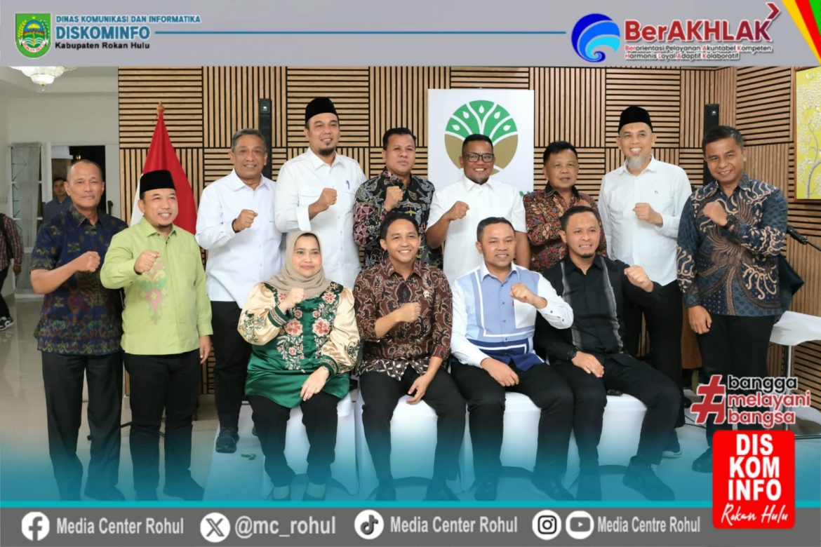 Bupati Rohul Audiensi dengan Menteri Kehutanan, Bahas Percepatan Izin Kawasan Hutan untuk Pariwisata