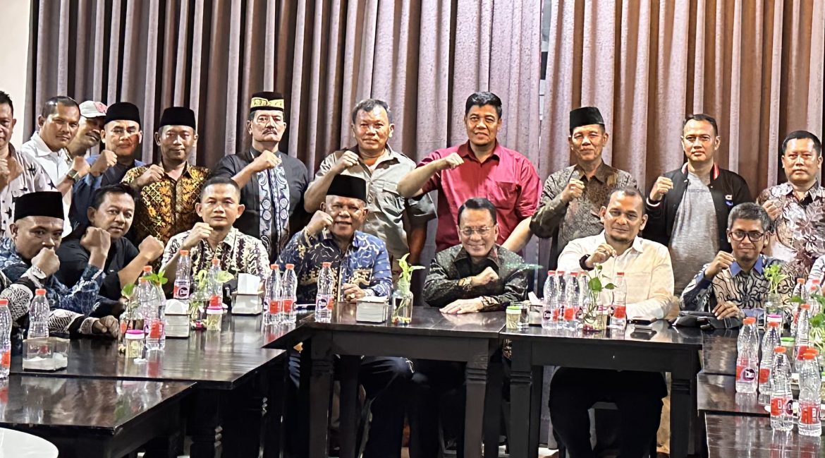 *Bupati Rohil Silaturahmi denganngan Tokoh Masyarakat 4 Kecamatan di Bagan Batu, Paparkan Program Prioritas 2026*