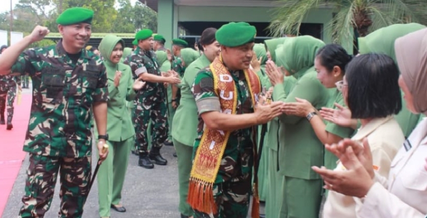 Pangdam XIX/Tuanku Tambusai Beri Pengarahan kepada,Prajurit, PNS, dan Persit Kodim 0320/Dumai