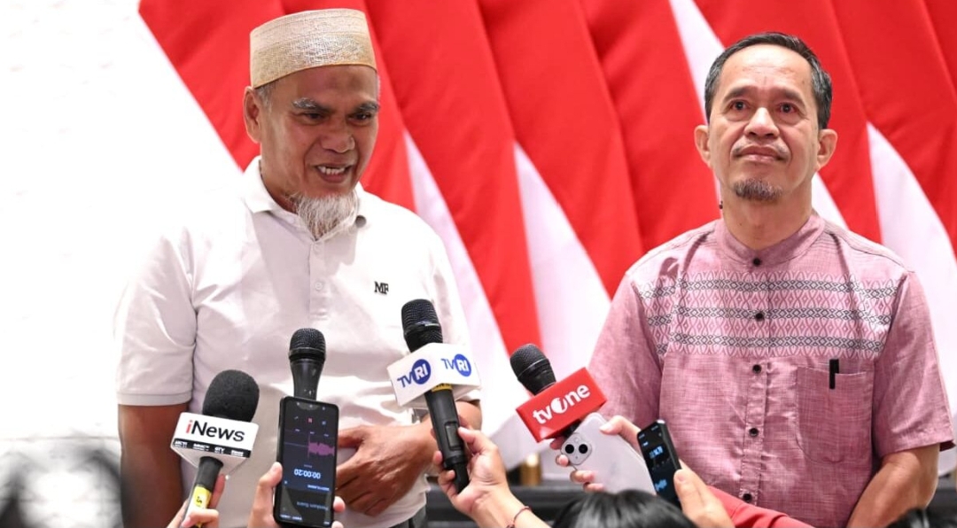 Dua Guru Luwu Utara Bersyukur Dapat Rehabilitasi dari Presiden Prabowo