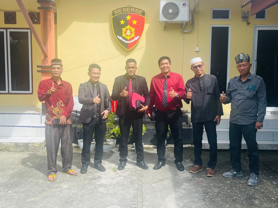 *Didampingi Tokoh Adat, Wabup Rohil Melapor ke Polres: Marwah Daerah Ikut Tersentuh*