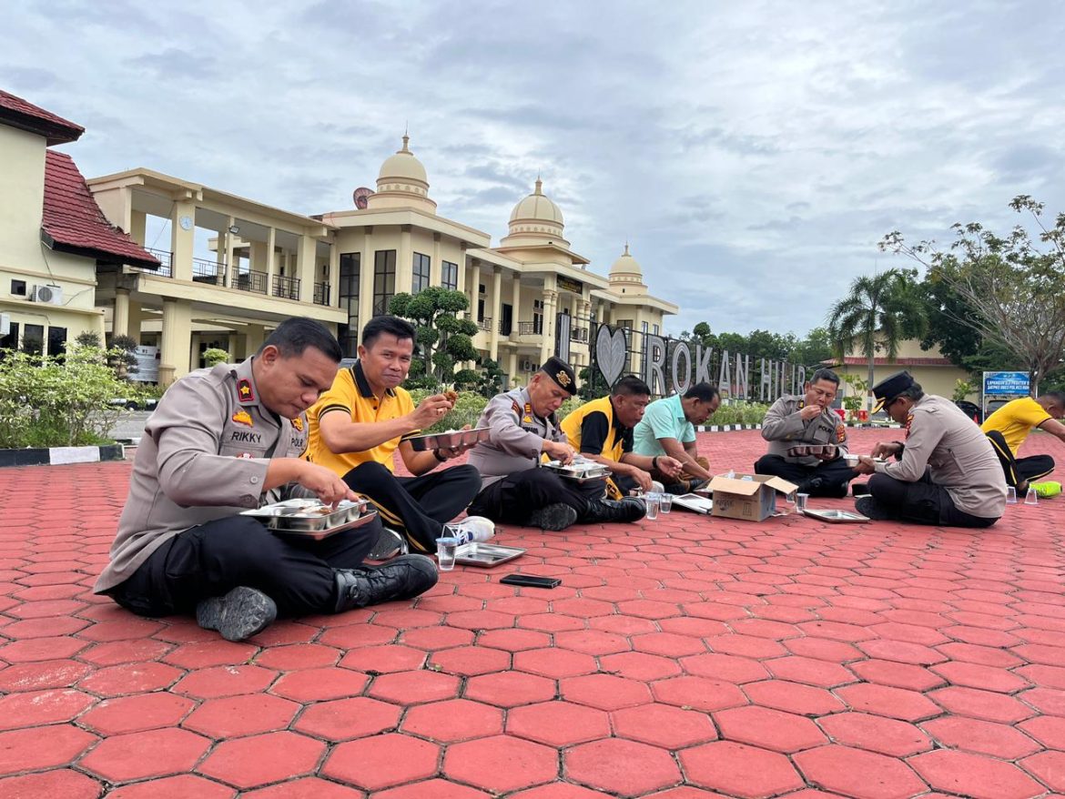 Polres Rokan Hilir Gelar Uji Coba Makan Bergizi Gratis (MBG) Melalui Dapur SPPG