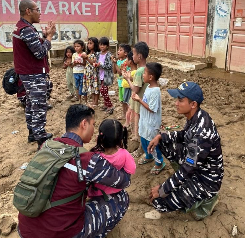 TNI AL Peduli Pemulihan Psikologi Masyarakat Pasca Bencana Alam, Gelar Trauma Healing