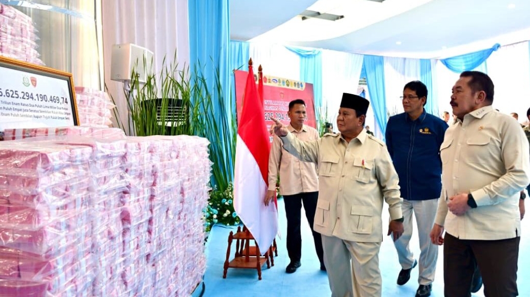 Presiden Prabowo Saksikan Penyerahan Penyelamatan Keuangan Negara Lebih Dari Rp6,6 Triliun dan Lahan Seluas 893 Ribu Ha