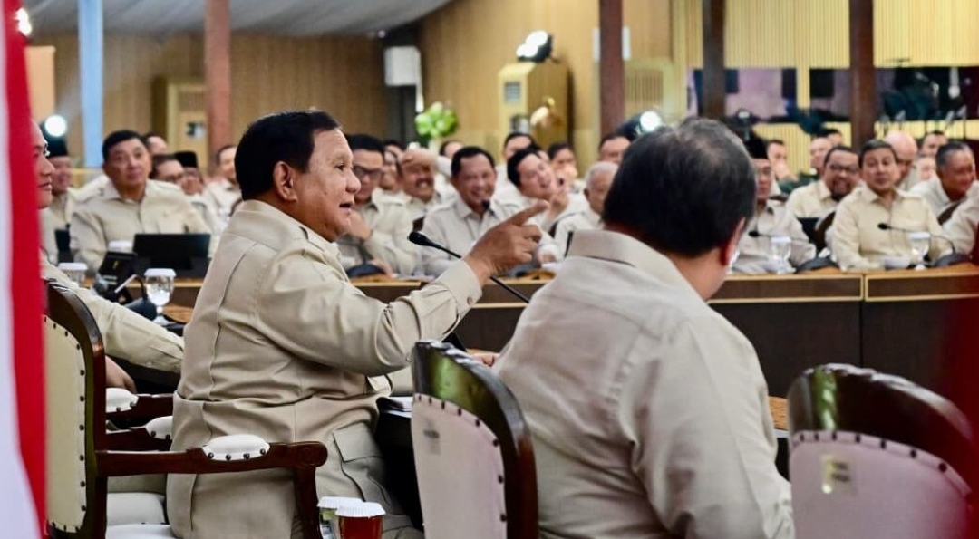 Presiden Prabowo Apresiasi Kinerja Kabinet Merah Putih, Tegaskan Pentingnya Kepemimpinan Berani