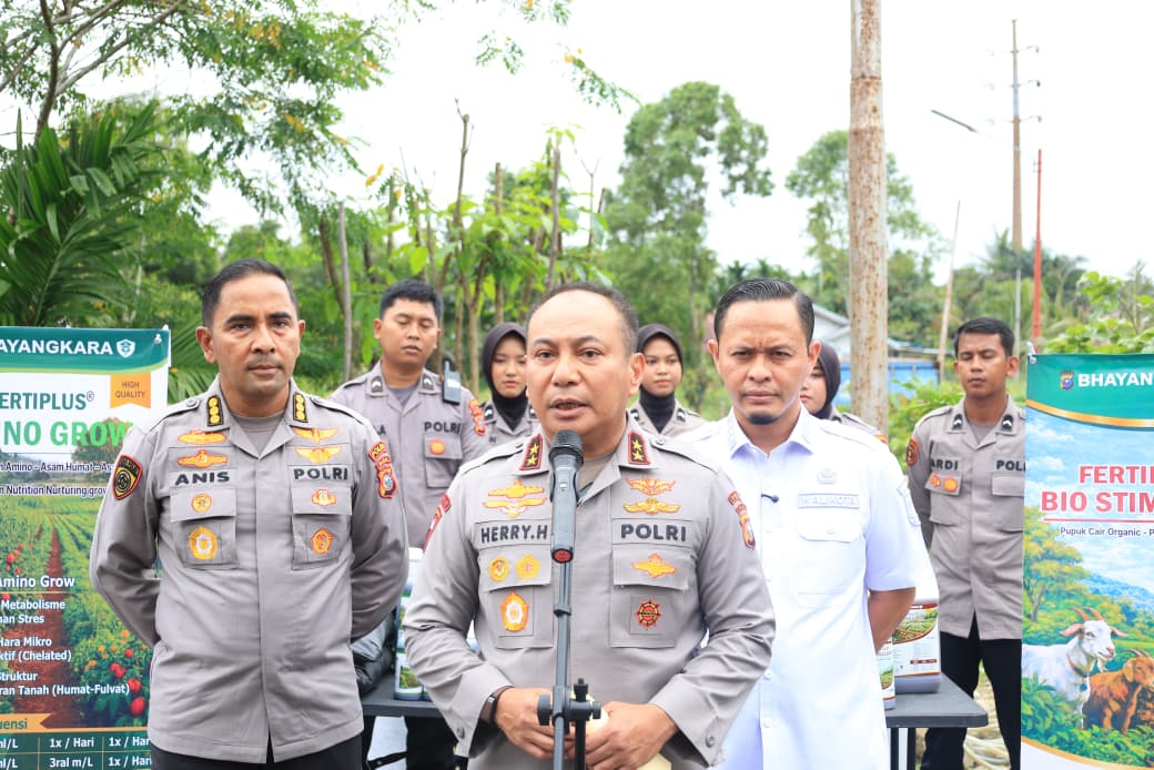 Kapolda Riau Resmikan Program “Tabung Harmoni Hijau” 