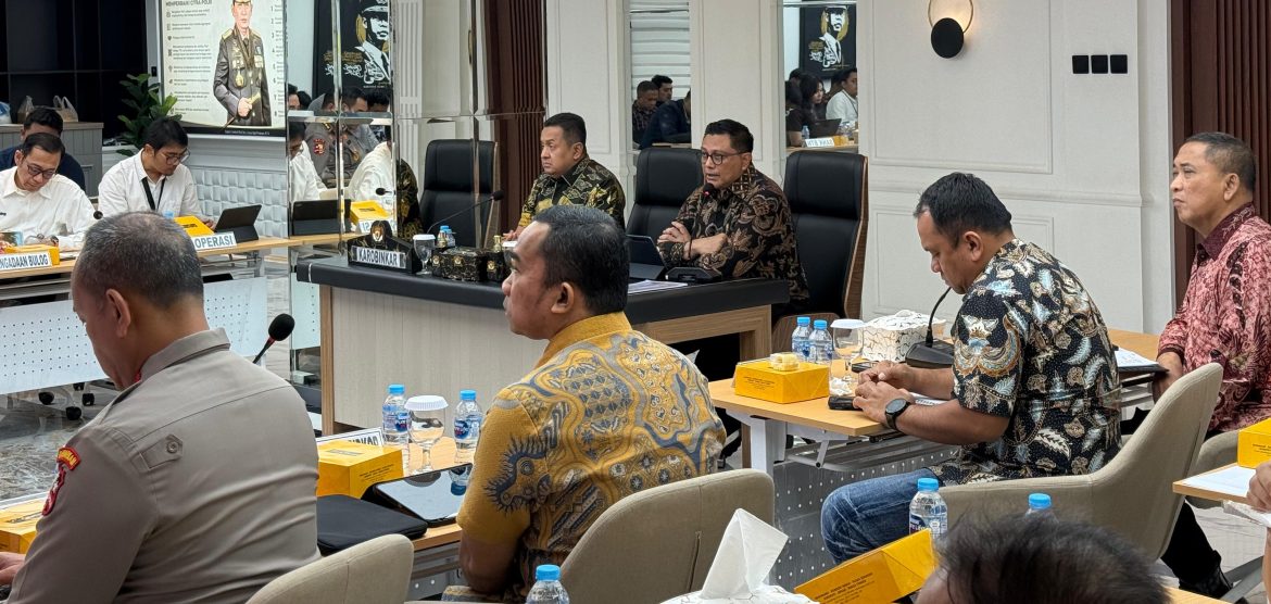 *Putus Rantai Tengkulak, Polri Fasilitasi Permodalan KUR dan Penyerapan Bulog bagi Petani Jagung*