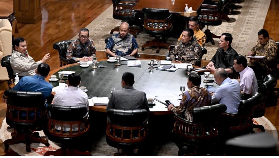 Presiden Prabowo Gelar Lima Rapat di Hambalang, Bahas Pendidikan, Geopolitik hingga Kesiapan Mudik Lebaran