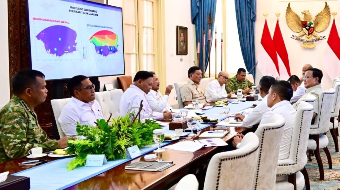 Presiden Prabowo Pimpin Ratas Percepat Pematangan Giant Sea Wall Pantura