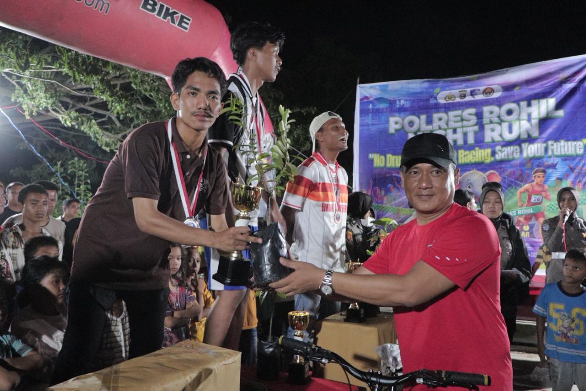 POLRES ROHIL GELAR NIGHT RUN 2026, REDAM KETEGANGAN PASCA AKSI UNRAS DENGAN PENDEKATAN HUMANIS
