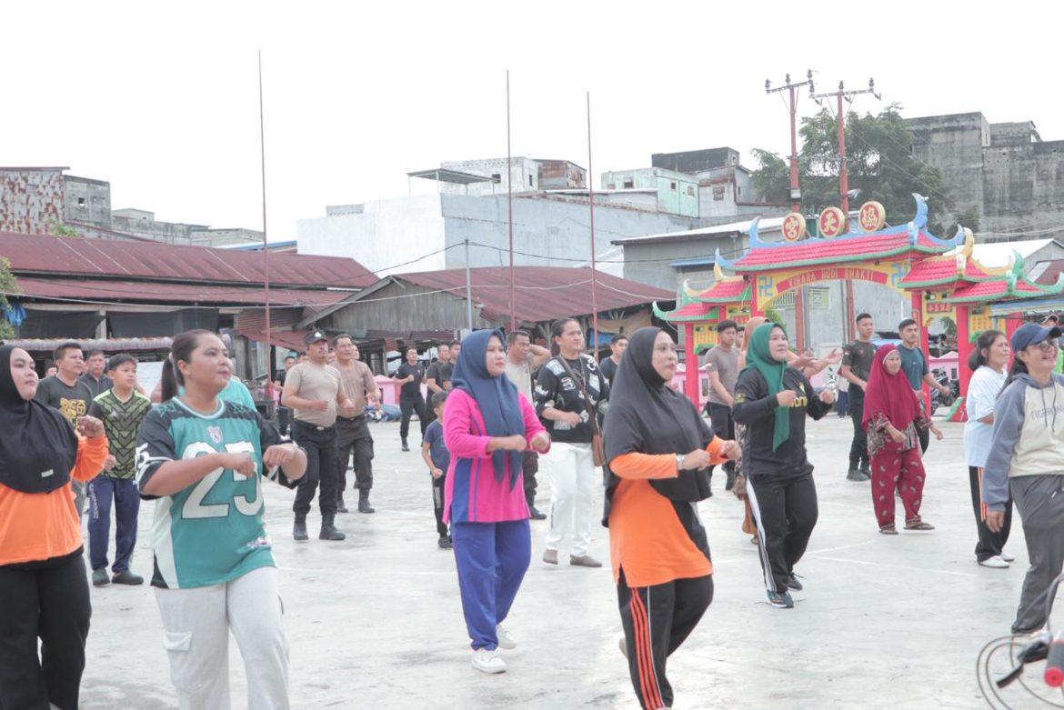 Polres Rohil Gelar “Senam Pagi Sehat” Bersama Masyarakat Panipahan, Perkuat Pendekatan Humanis