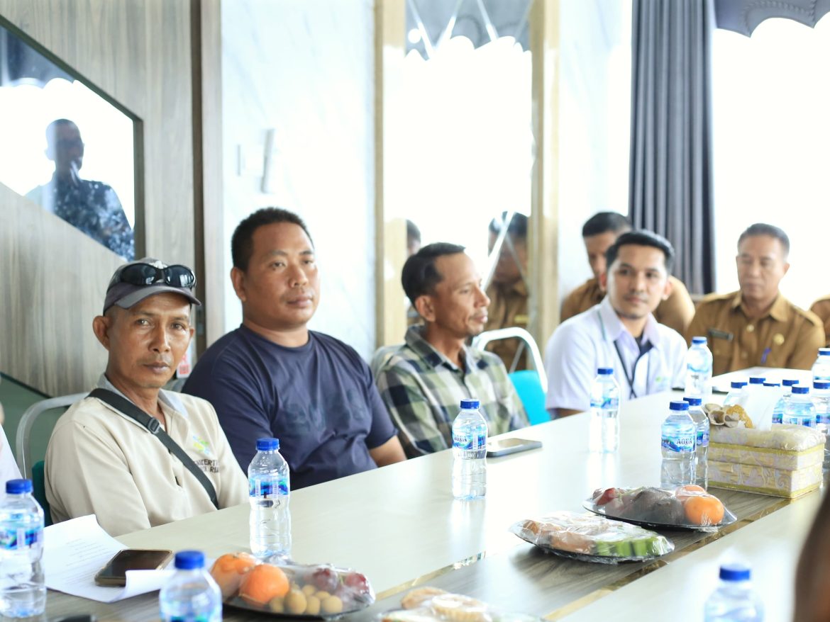 Pemkab Meranti Siap Evaluasi Tarif Angkut Buruh, Dorong Solusi Bersama Pengusaha