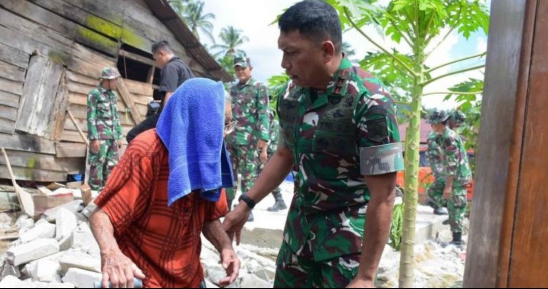 Pangdam XXIII/Palaka Wira, Gubernur Sulteng, dan Bupati Sigi Turun Langsung Tinjau Zona Merah Gempa di Sigi