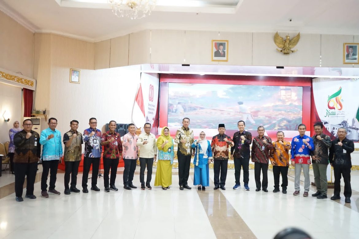Pemkab Meranti Teken Pakta Integritas SPMB 2026/2027, Tegaskan Komitmen Pendidikan Transparan dan Bebas Titipan