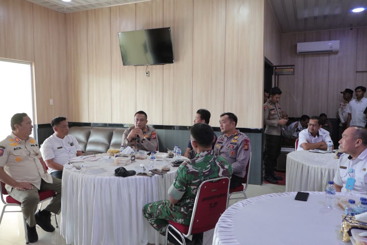 POLRES ROKAN HILIR GELAR RAPAT KOORDINASI LINTAS SEKTORAL PENGAMANAN EVENT WISATA NASIONAL BAKAR TONGKANG 2026