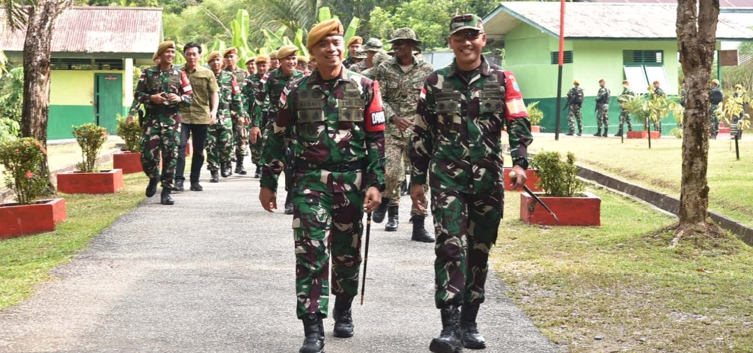Satgas Pamtas RI-Malaysia Yonarmed 19/Bogani Terima Kunjungan Kerja Danrem 121/ABW, Tingkatkan Moril Prajurit di Perbatasan