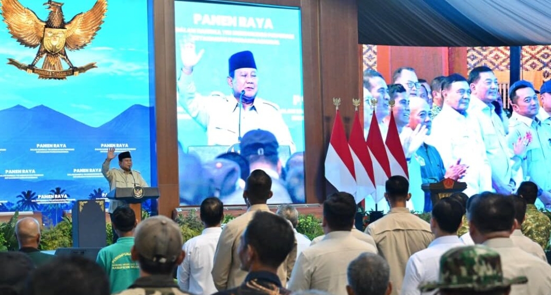 Presiden Prabowo: Anggaran Pertahanan dan Polri Bila Perlu Dikurangi untuk Hapus Kemiskinan