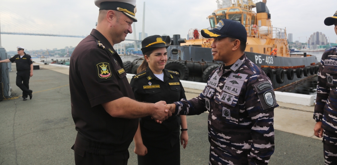 TNI AL dan Russian Navy Berlatih VBSS Hingga Tembakkan Meriam-76 Pada Sea Phase Exercise Orruda 2026