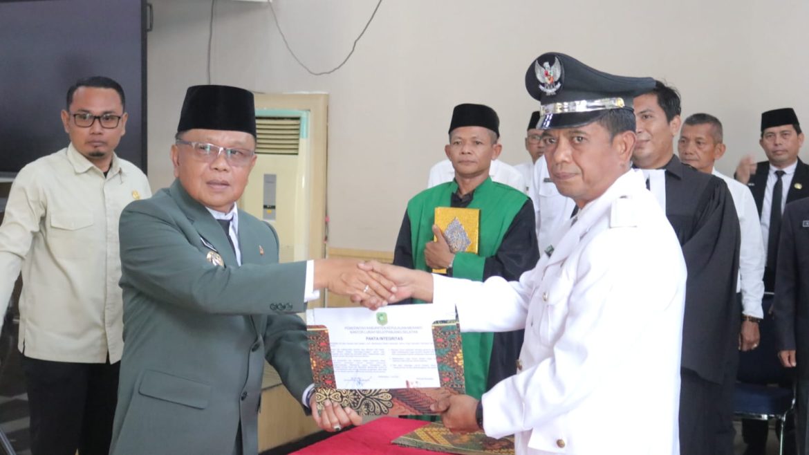 Bupati Asmar Lantik 38 Pejabat di Pemkab Kepulauan Meranti, Tekankan Integritas dan Profesionalisme ASN