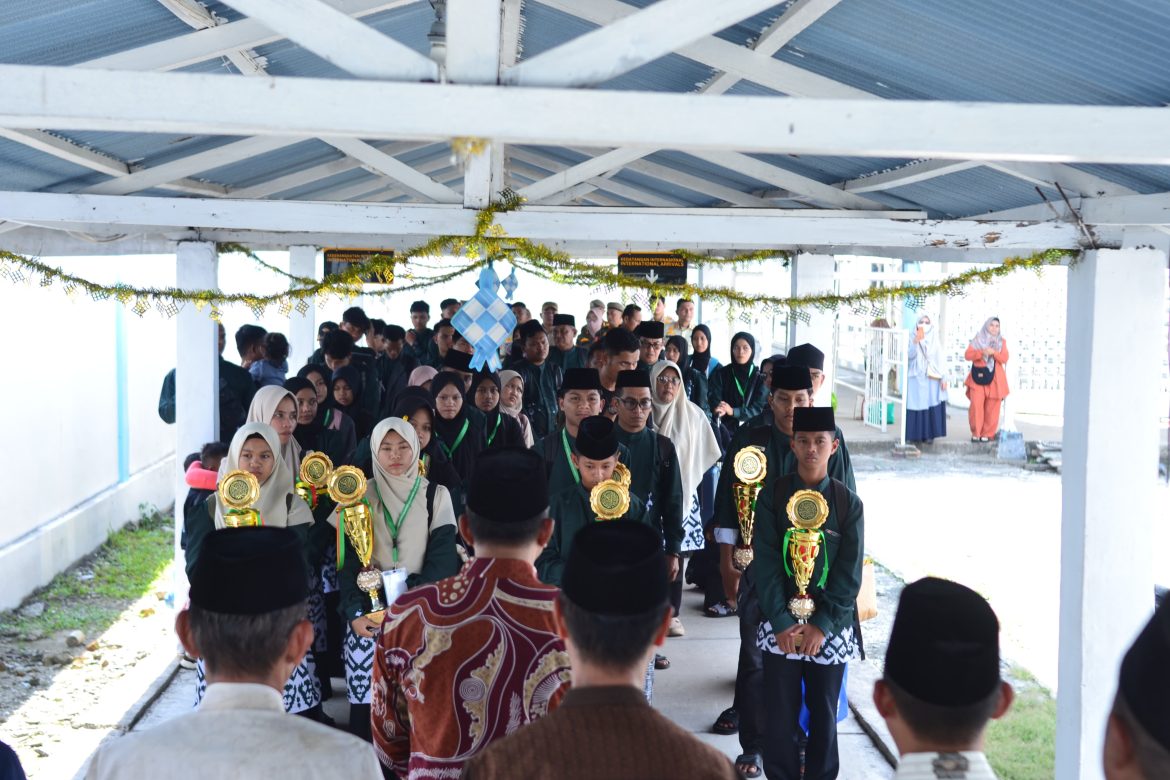 Empat Peserta MTQ Meranti Lolos Wakili Provinsi Riau ke Tingkat Nasional