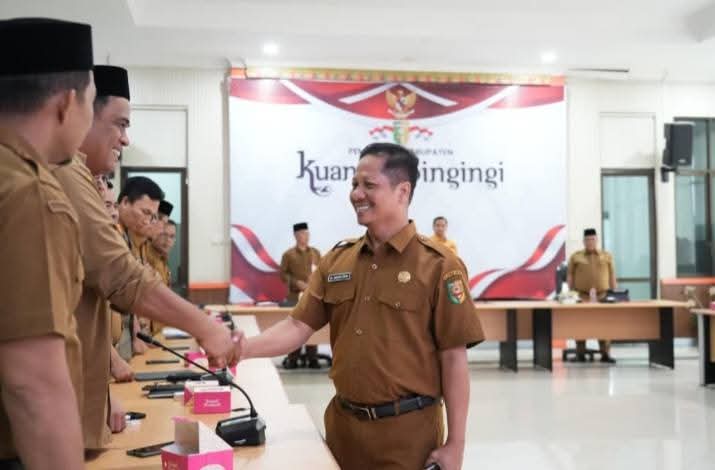 Tanpa Banyak Basa-basi, Plt Bupati H. Muklisin Tancap Gas Benahi Pemerintahan Kuansing