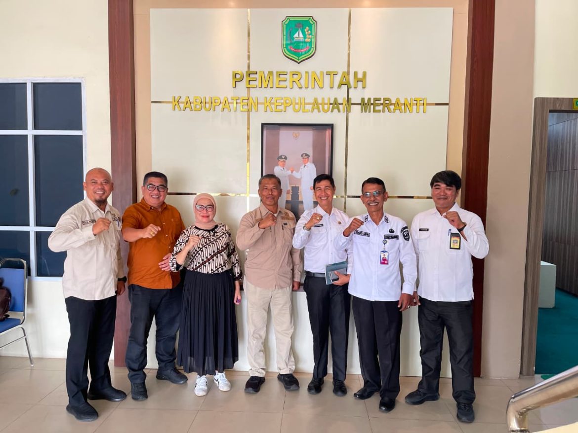 Terima Kunjungan DPRD Karimun, Sekda Meranti Paparkan Upaya Permudah Akses Warga Bekerja ke Malaysia