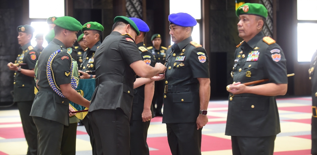 *Pimpin Sertijab dan Alih Kodal Tiga Yonif, Kasad Tekankan Penguatan Organisasi TNI AD*