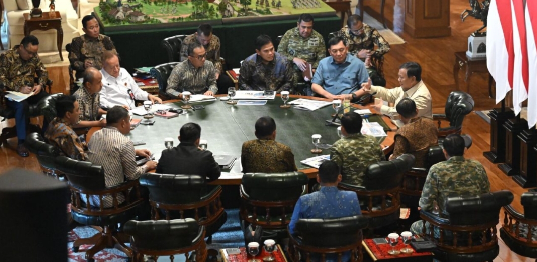 Seskab Teddy: Presiden Prabowo Bahas Penyesuaian Rekrutmen Prajurit TNI hingga Penanganan Bencana