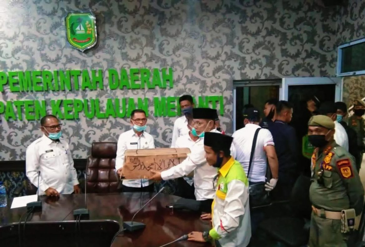 LM2R, LSM Koppas Riau Dan LSM BPKP Kritisi Kebijakan Pemda Kepulauan Meranti yang Berindikasi Banyak Pelanggaran Hukum