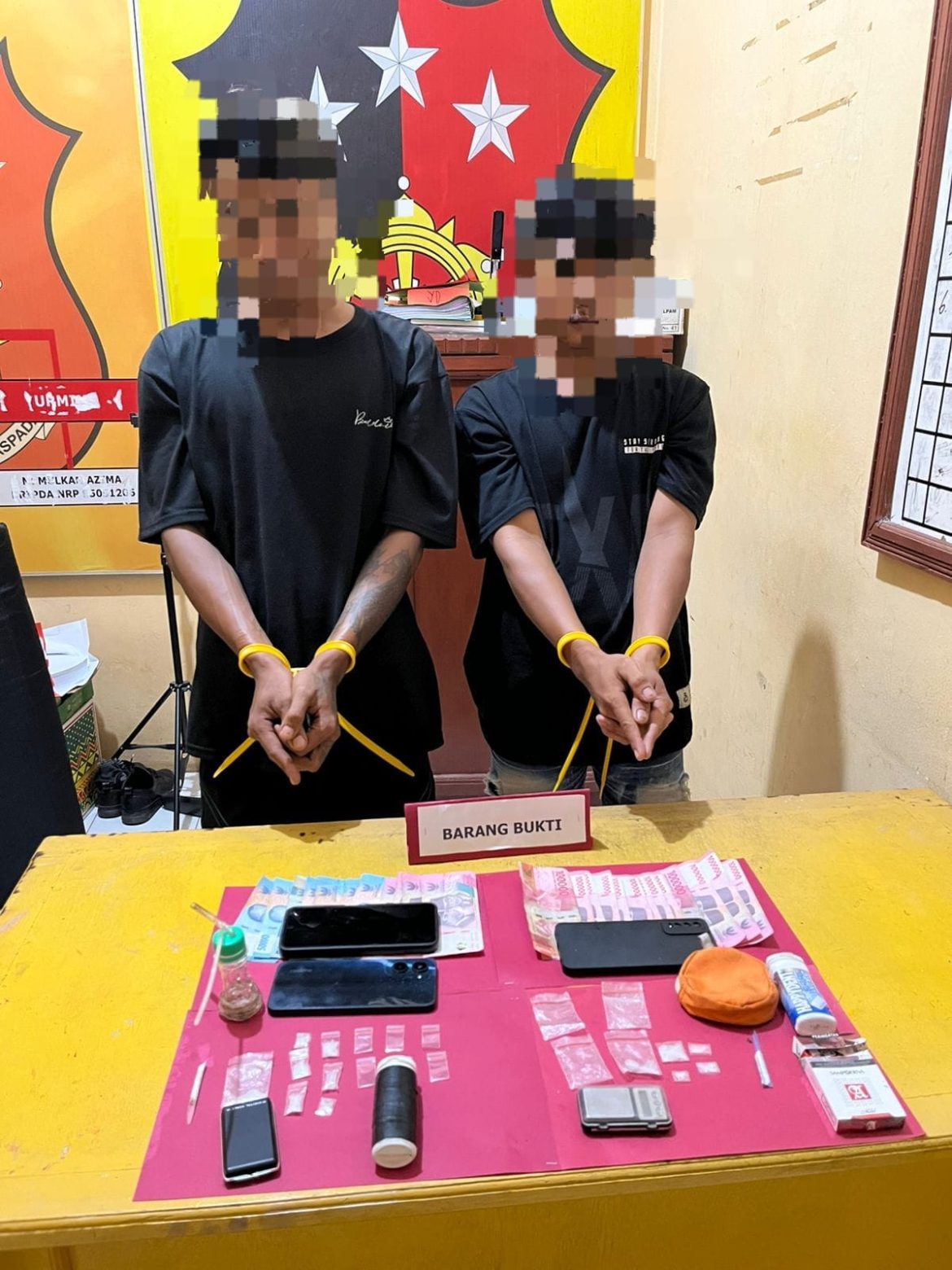 Polisi Tangkap 2 Pria Diduga Edarkan Sabu di Rohil, 12 Paket Diamankan
