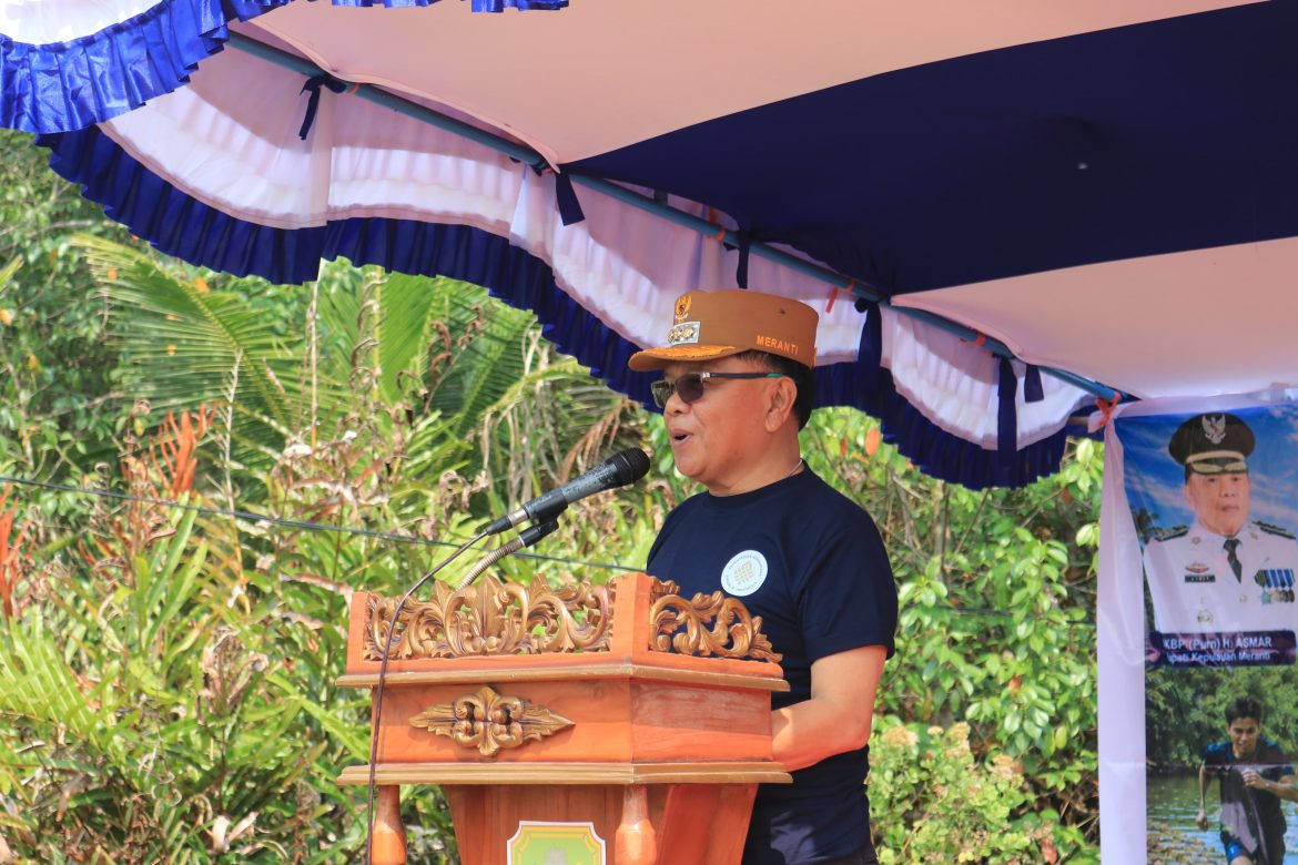 Bupati Asmar Buka Festival Lari di Atas Tual Sagu, Tradisi Unik Meranti Didorong Jadi Potensi Budaya