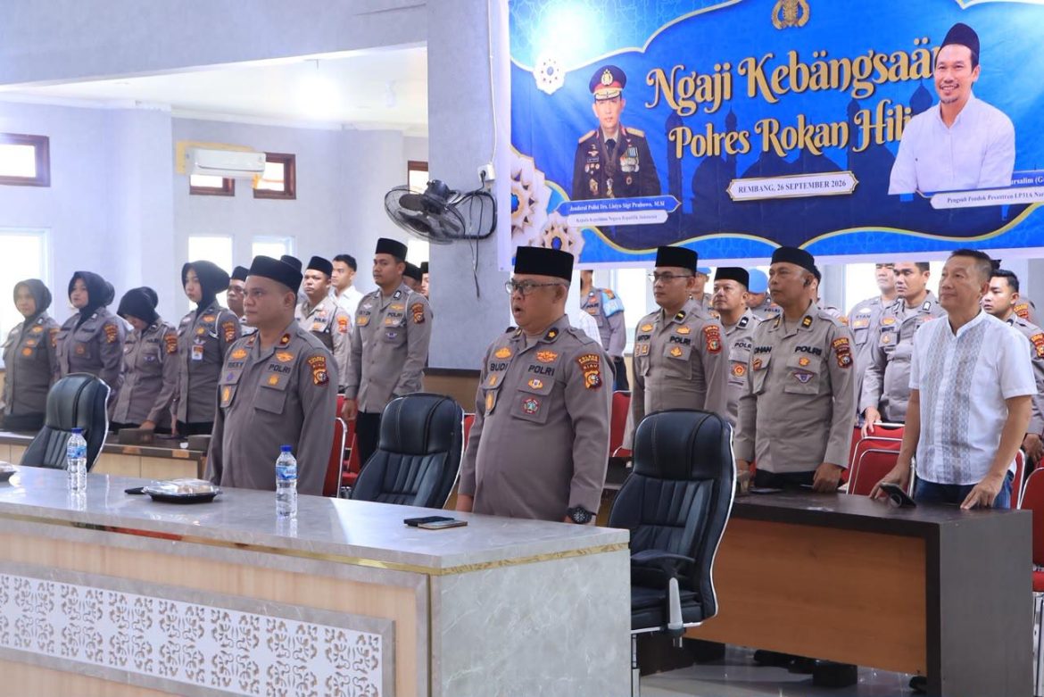 Ngaji Kebangsaan Bersama Kapolri & Gus Baha, Polres Rohil Perkuat Nilai Rohani dan Kebangsaan Personel
